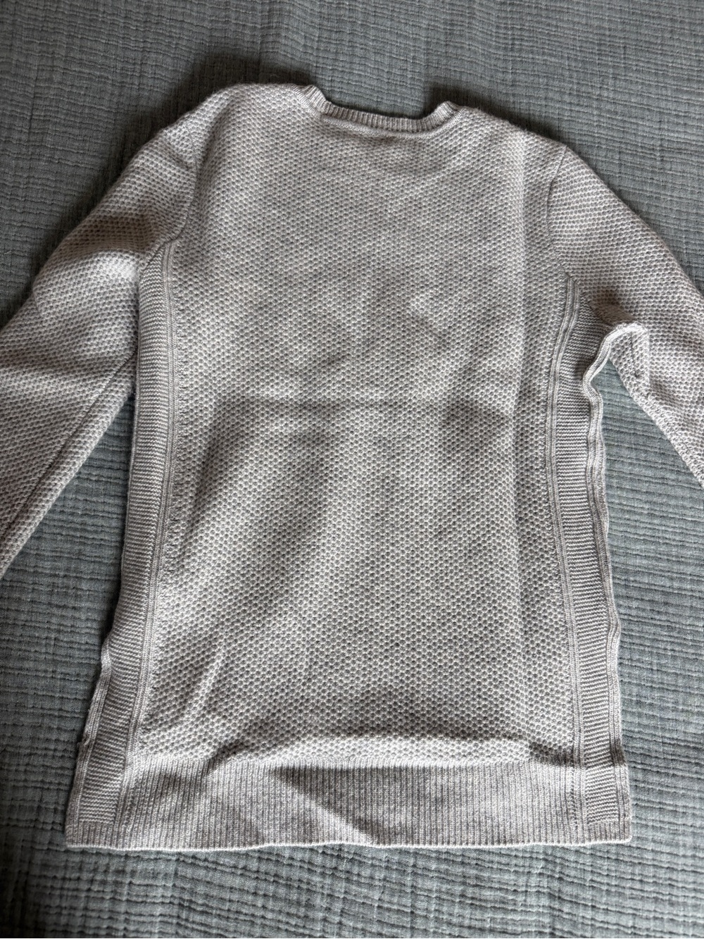 Club Monaco Light Gray Cashmere Crewneck Sweater - Picture 6 of 6